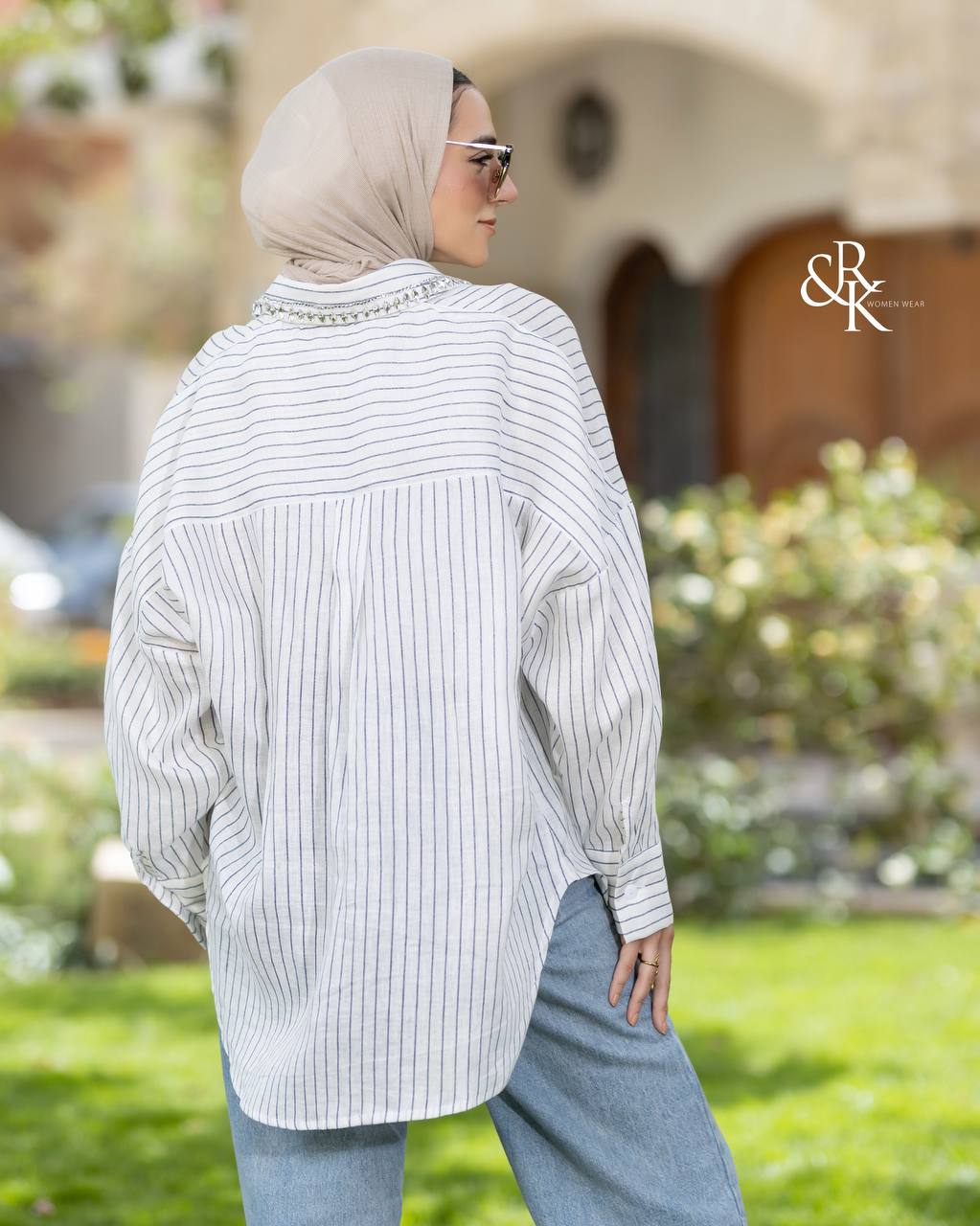 Poncho with embroidery38526