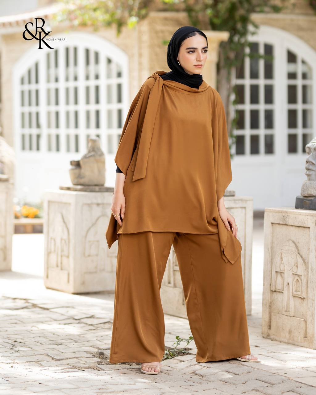 suit 38973
