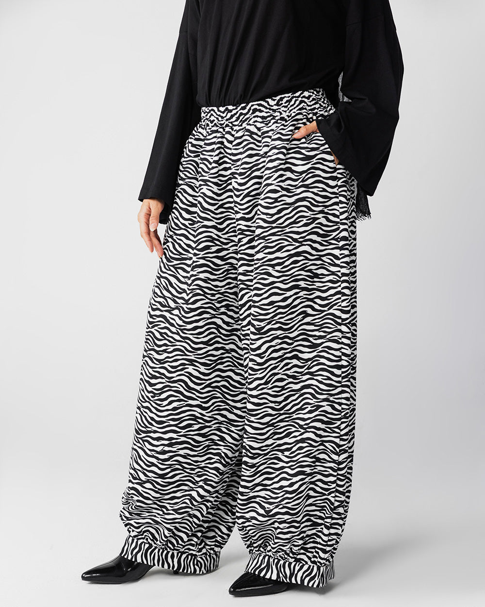 Printed pants